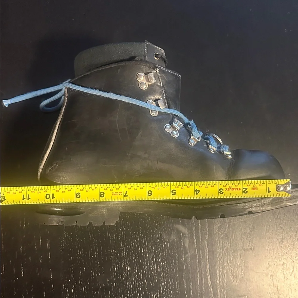 Merrell Ski Boots - Picture 15 of 16